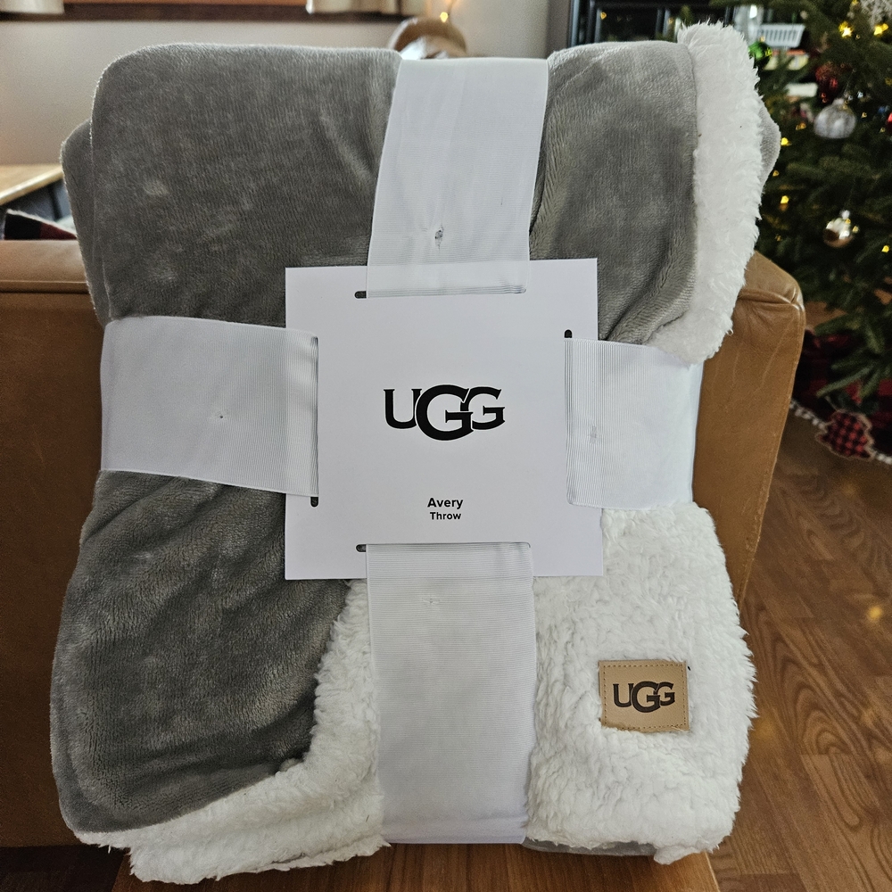 UGG Gray and White Avery Throw